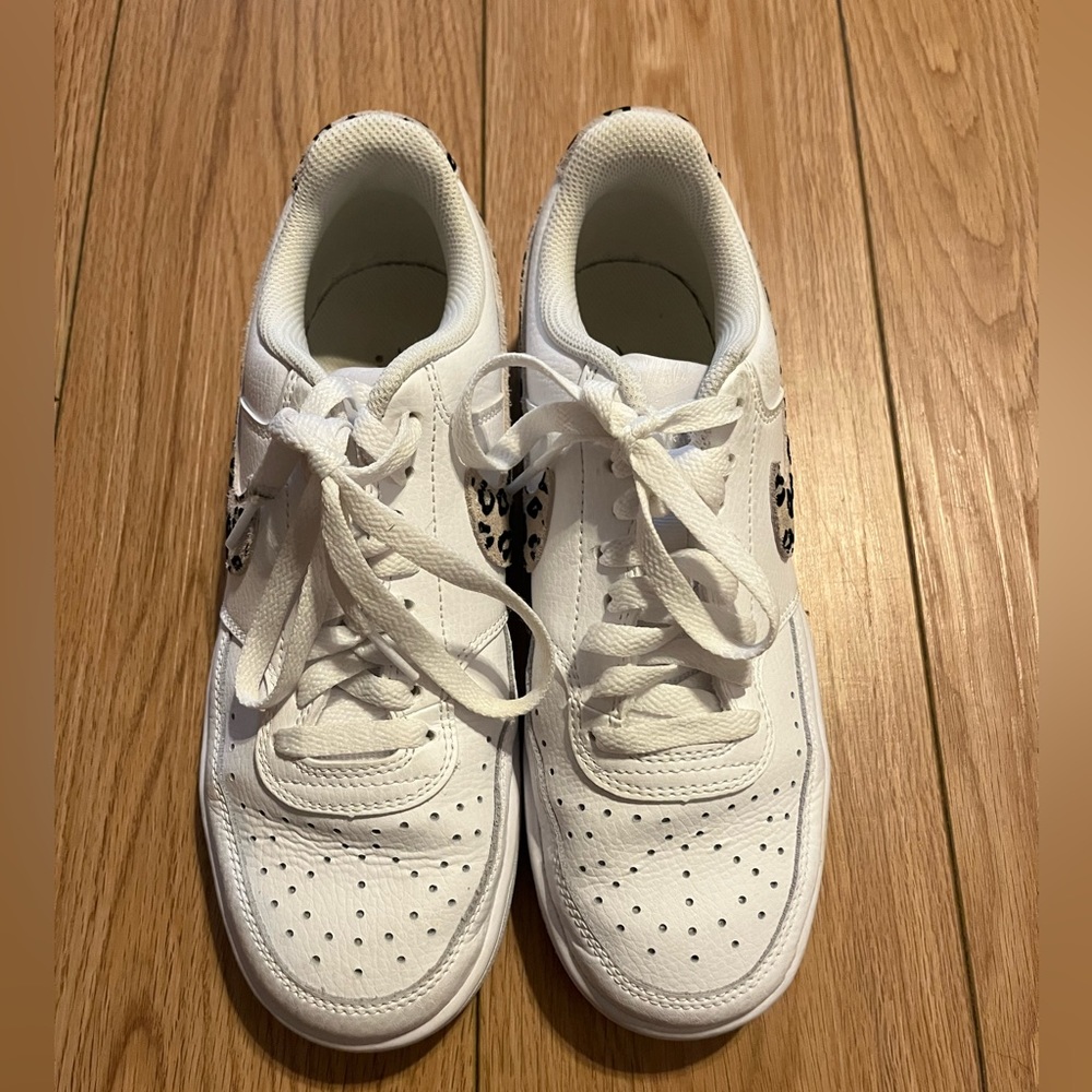 Women’s Nike!